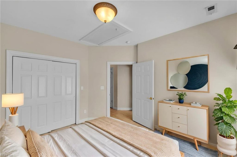 Photo 36 of 50 residential for sale in Chesapeake virginia Photo 36 of 50 residential for sale in Chesapeake virginia