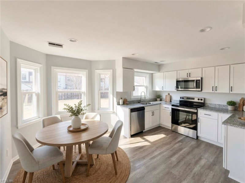 Photo 6 of 36 residential for sale in Virginia Beach virginia