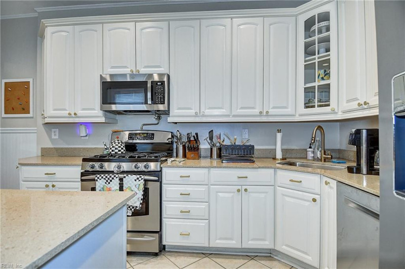 Photo 21 of 36 residential for sale in Norfolk virginia