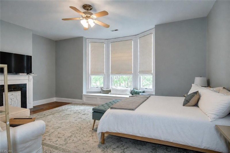 Photo 24 of 36 residential for sale in Norfolk virginia