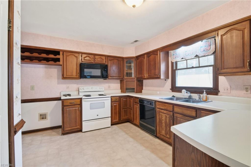Photo 12 of 40 residential for sale in Newport News virginia Photo 12 of 40 residential for sale in Newport News virginia
