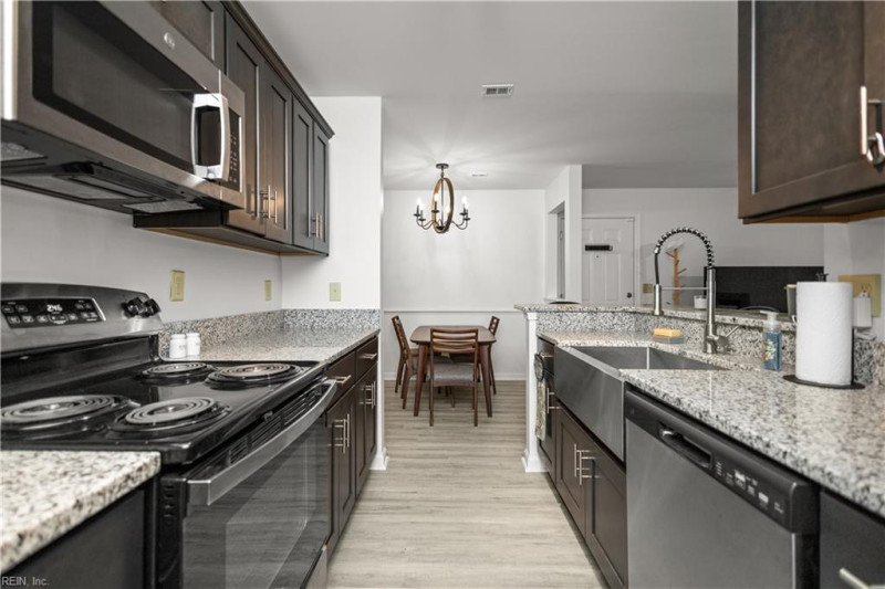 Photo 12 of 30 residential for sale in Norfolk virginia