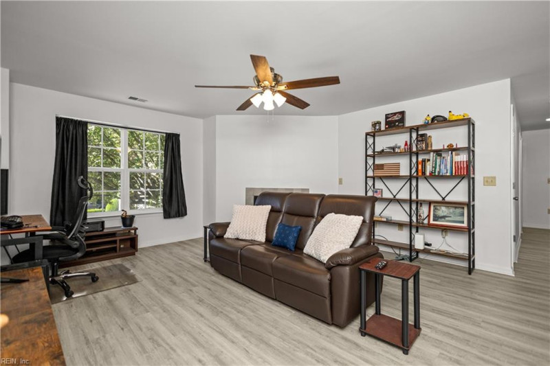 Photo 3 of 30 residential for sale in Norfolk virginia