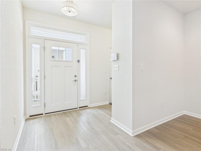 Photo 4 of 45 residential for sale in Norfolk virginia Photo 4 of 45 residential for sale in Norfolk virginia