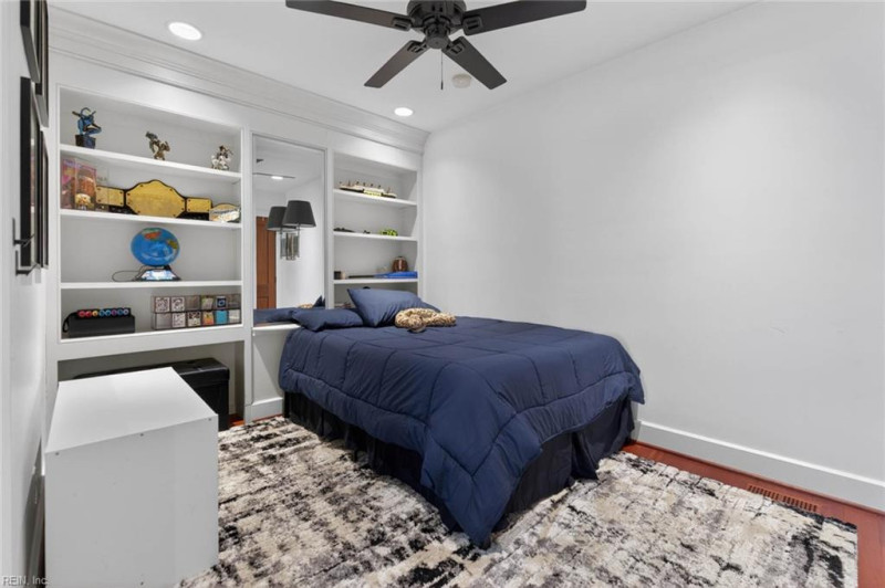Photo 37 of 50 residential for sale in Virginia Beach virginia