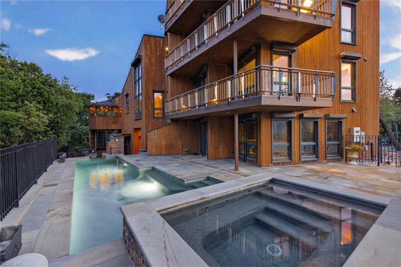 Photo 4 of 50 residential for sale in Virginia Beach virginia