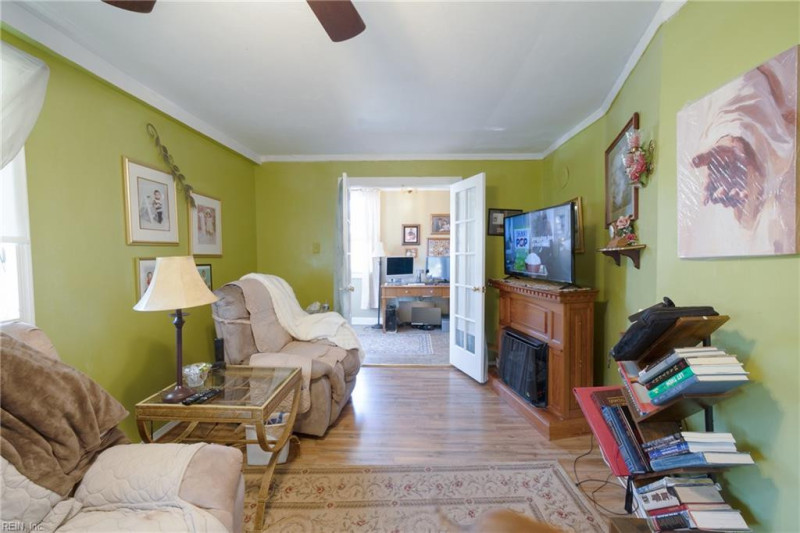 Photo 5 of 24 residential for sale in Portsmouth virginia