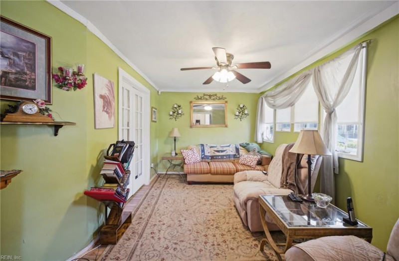 Photo 6 of 24 residential for sale in Portsmouth virginia