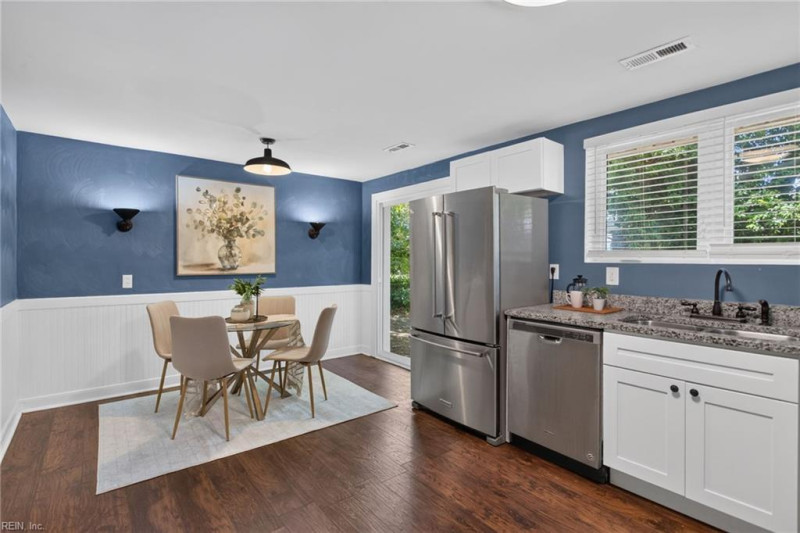 Photo 10 of 27 residential for sale in Norfolk virginia