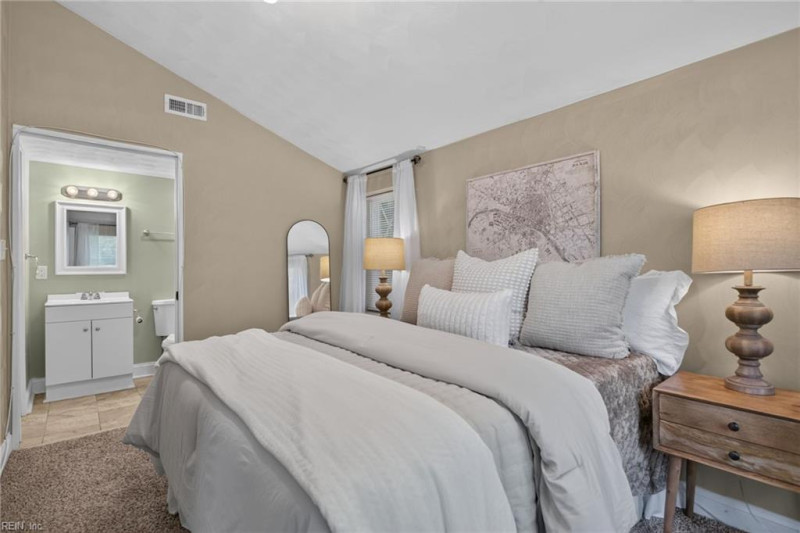 Photo 15 of 27 residential for sale in Norfolk virginia