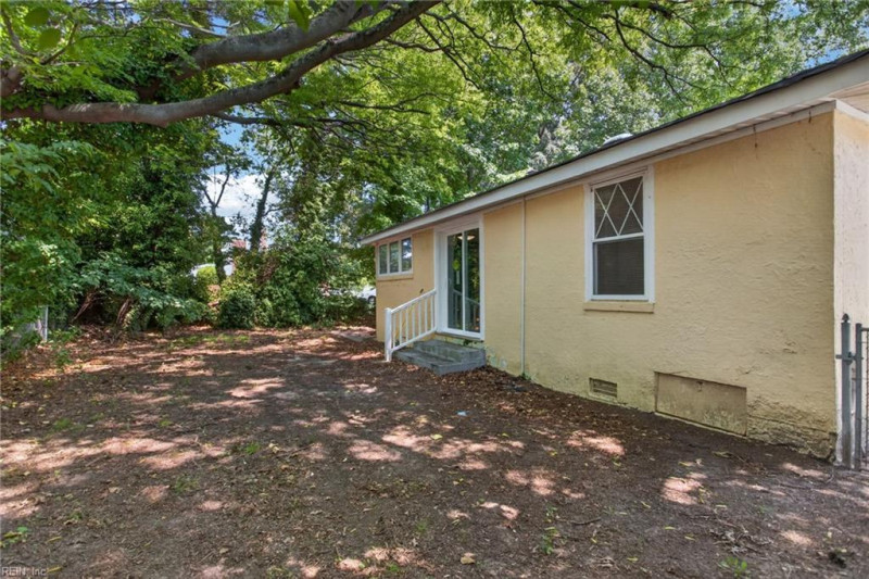 Photo 25 of 27 residential for sale in Norfolk virginia