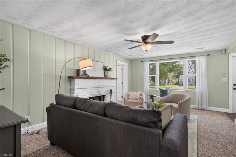 Photo 6 of 27 residential for sale in Norfolk virginia