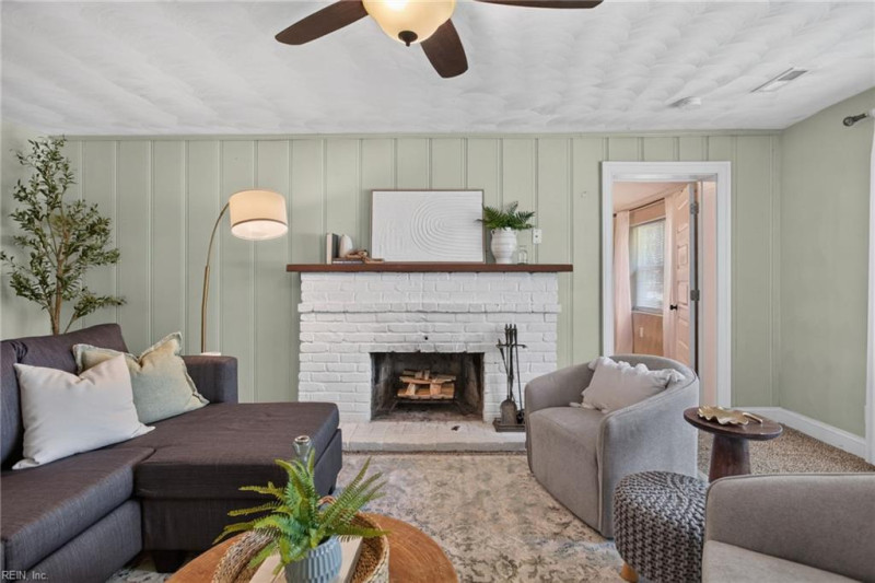 Photo 8 of 27 residential for sale in Norfolk virginia