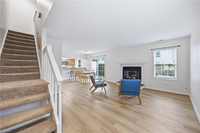 Photo 11 of 38 residential for sale in Virginia Beach virginia