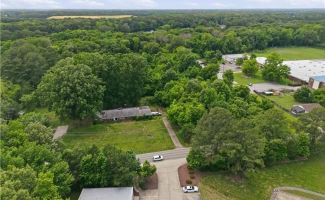 171 Richneck Road, Newport News, VA 23608