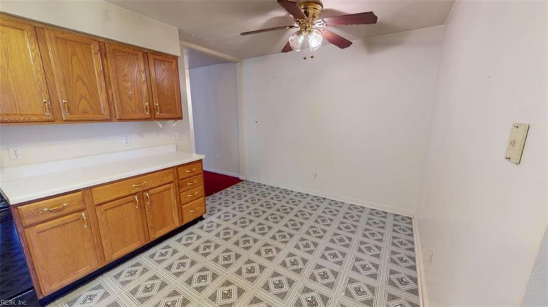 Photo 14 of 50 residential for sale in Suffolk virginia