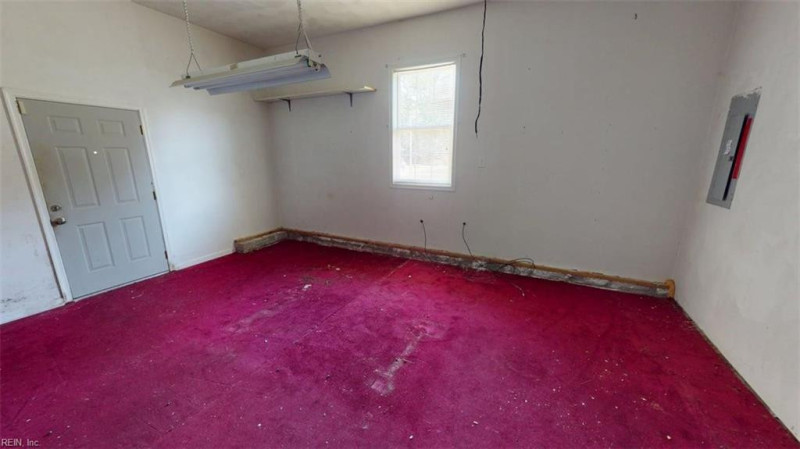 Photo 20 of 50 residential for sale in Suffolk virginia