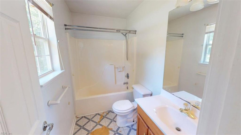 Photo 34 of 50 residential for sale in Suffolk virginia