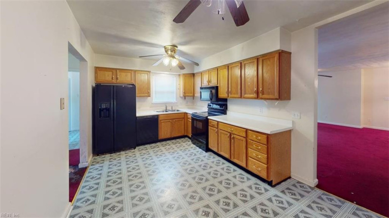 Photo 42 of 50 residential for sale in Suffolk virginia