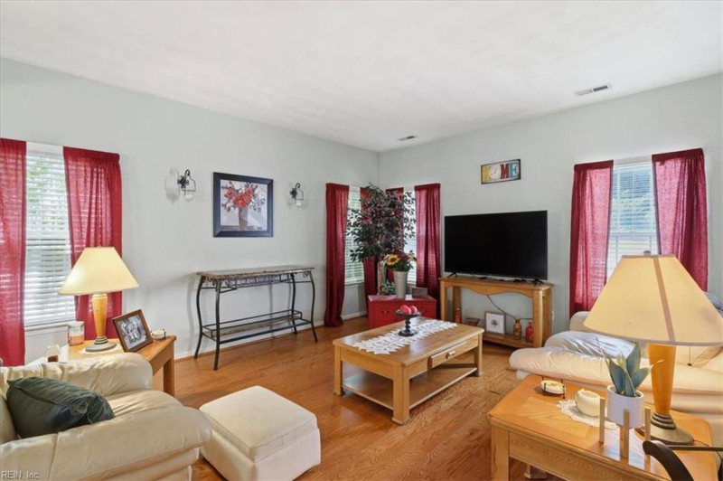Photo 3 of 28 residential for sale in Chesapeake virginia Photo 3 of 28 residential for sale in Chesapeake virginia