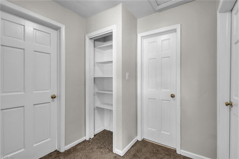 Photo 11 of 34 residential for sale in Newport News virginia