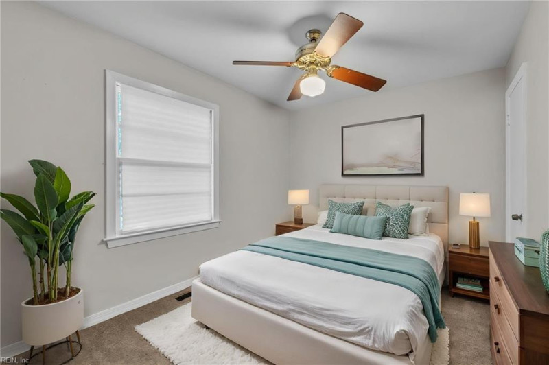 Photo 13 of 34 residential for sale in Newport News virginia