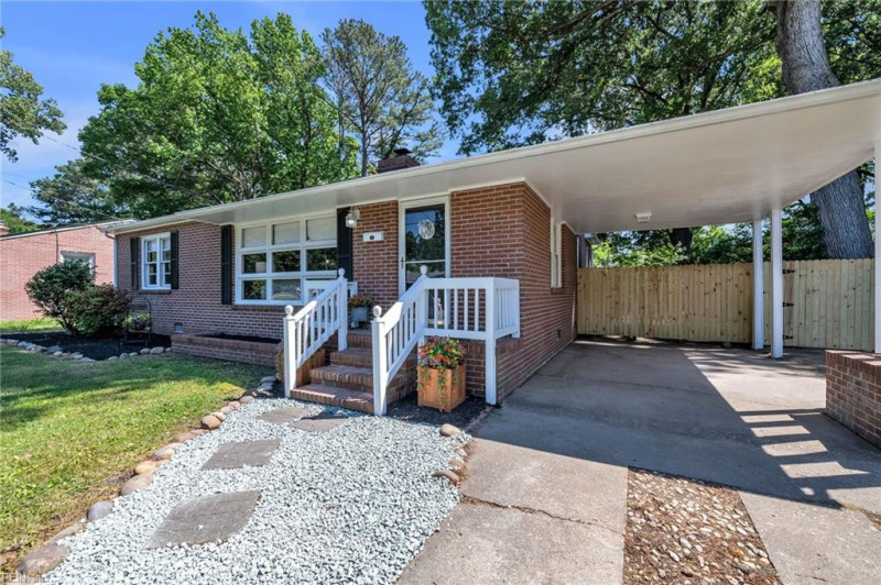 Photo 2 of 34 residential for sale in Newport News virginia