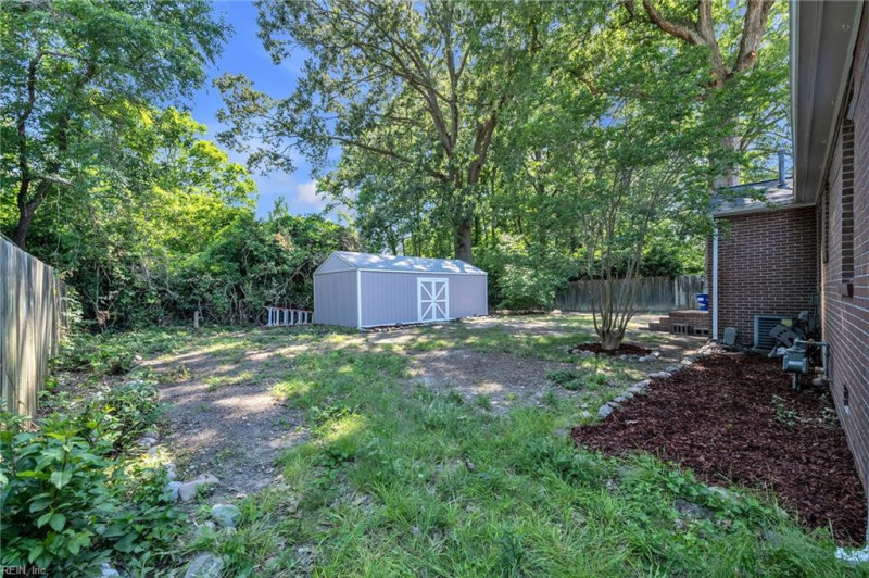 Photo 28 of 34 residential for sale in Newport News virginia