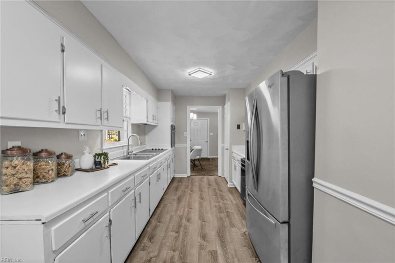 Photo 8 of 34 residential for sale in Newport News virginia