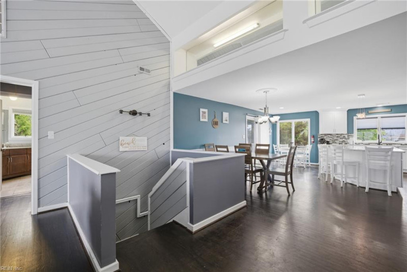 Photo 16 of 44 residential for sale in Virginia Beach virginia