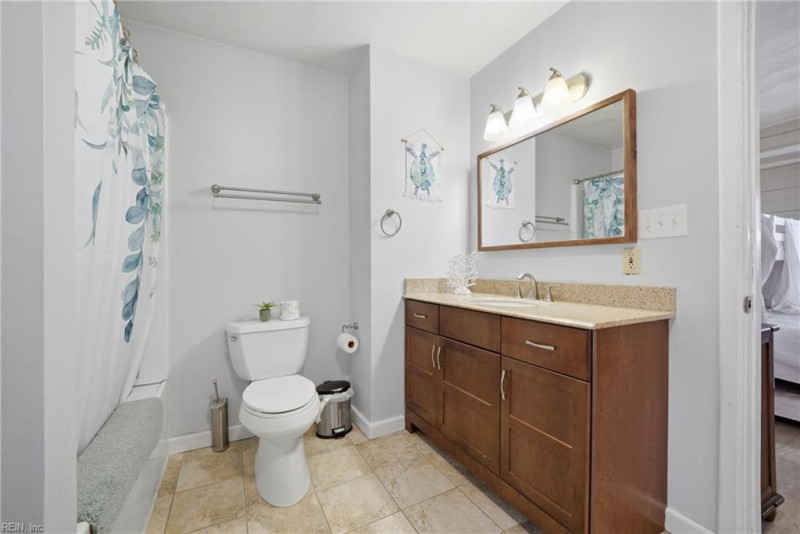 Photo 22 of 44 residential for sale in Virginia Beach virginia