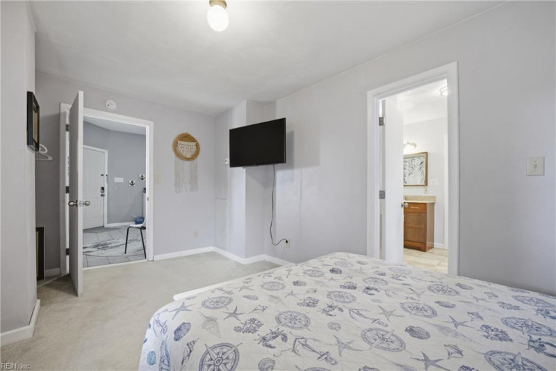 Photo 24 of 44 residential for sale in Virginia Beach virginia