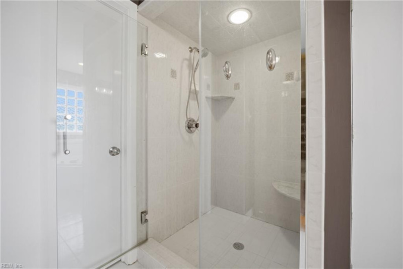 Photo 29 of 44 residential for sale in Virginia Beach virginia