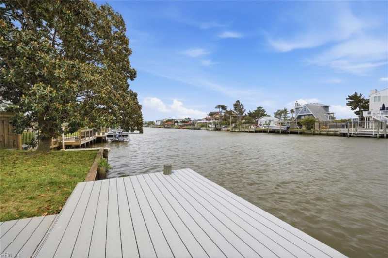 Photo 3 of 44 residential for sale in Virginia Beach virginia