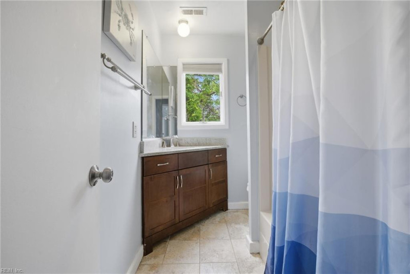 Photo 33 of 44 residential for sale in Virginia Beach virginia