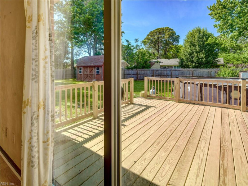 Photo 11 of 33 residential for sale in Portsmouth virginia