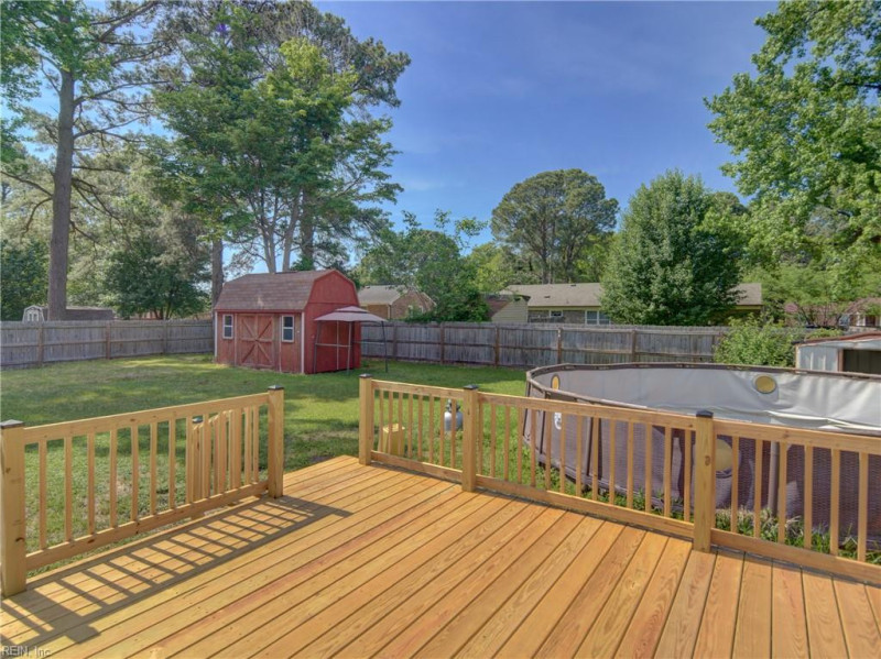 Photo 12 of 33 residential for sale in Portsmouth virginia