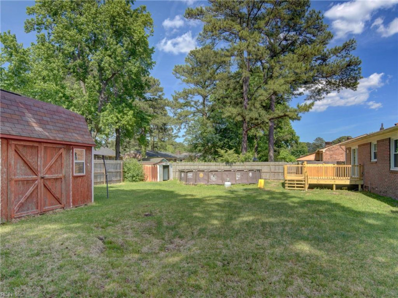 Photo 9 of 33 residential for sale in Portsmouth virginia
