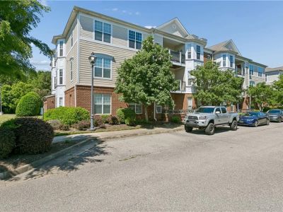 property image for 637 Claire Lane NEWPORT NEWS VA 23602