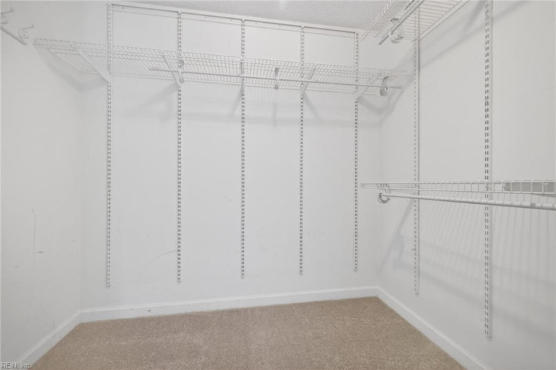 Photo 14 of 23 residential for sale in Suffolk virginia
