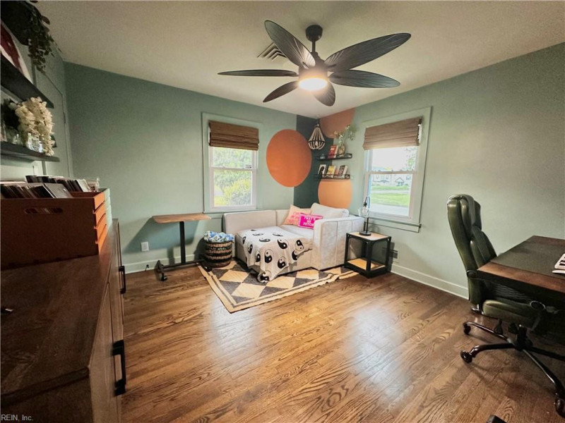Photo 16 of 23 residential for sale in Virginia Beach virginia
