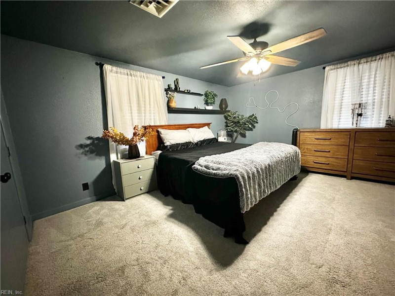 Photo 18 of 23 residential for sale in Virginia Beach virginia