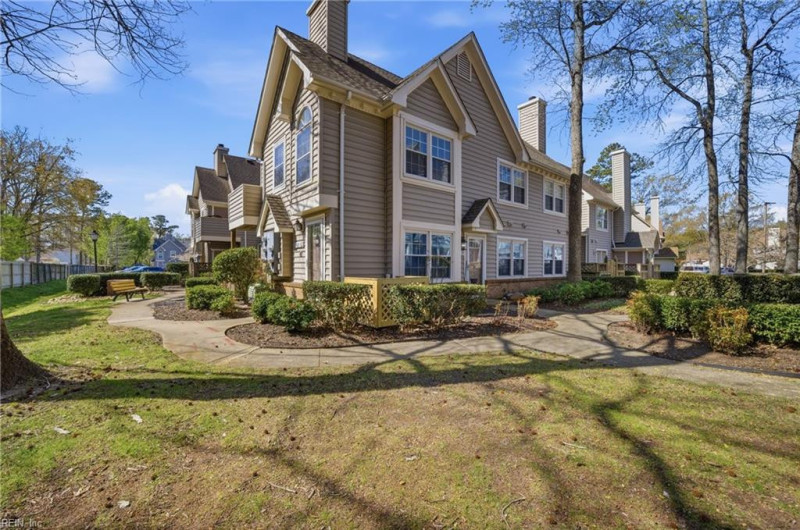 Photo 1 of 18 residential for sale in Chesapeake virginia