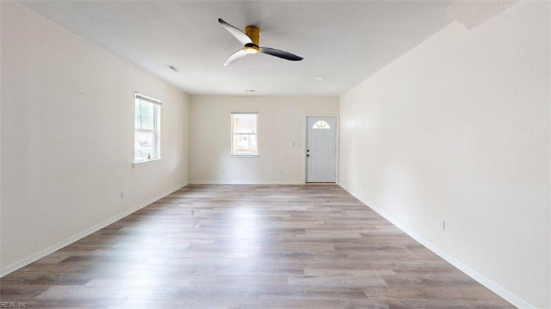 Photo 25 of 30 residential for sale in Suffolk virginia
