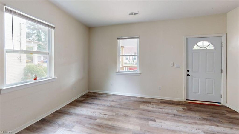 Photo 26 of 30 residential for sale in Suffolk virginia