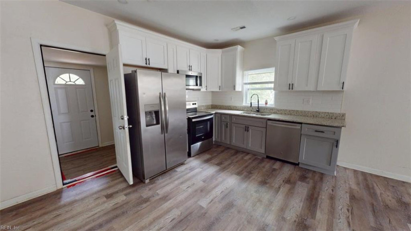 Photo 9 of 30 residential for sale in Suffolk virginia