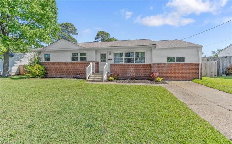 Photo 1 of 32 residential for sale in Virginia Beach virginia Photo 1 of 32 residential for sale in Virginia Beach virginia