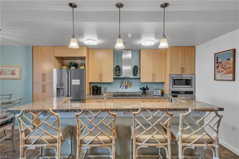 Photo 10 of 37 residential for sale in Virginia Beach virginia