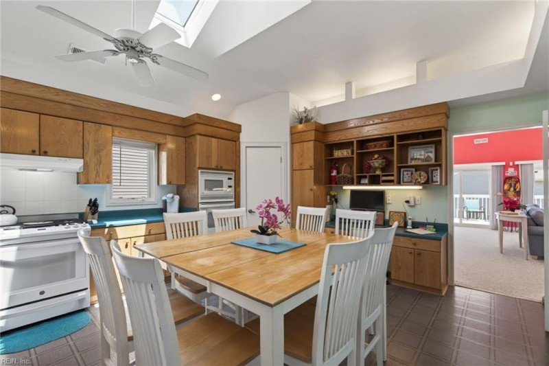 Photo 15 of 50 residential for sale in Virginia Beach virginia