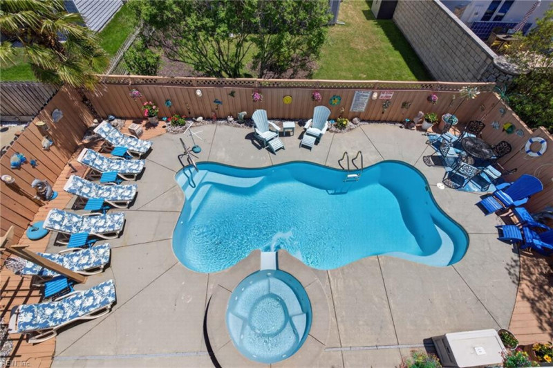 Photo 20 of 50 residential for sale in Virginia Beach virginia